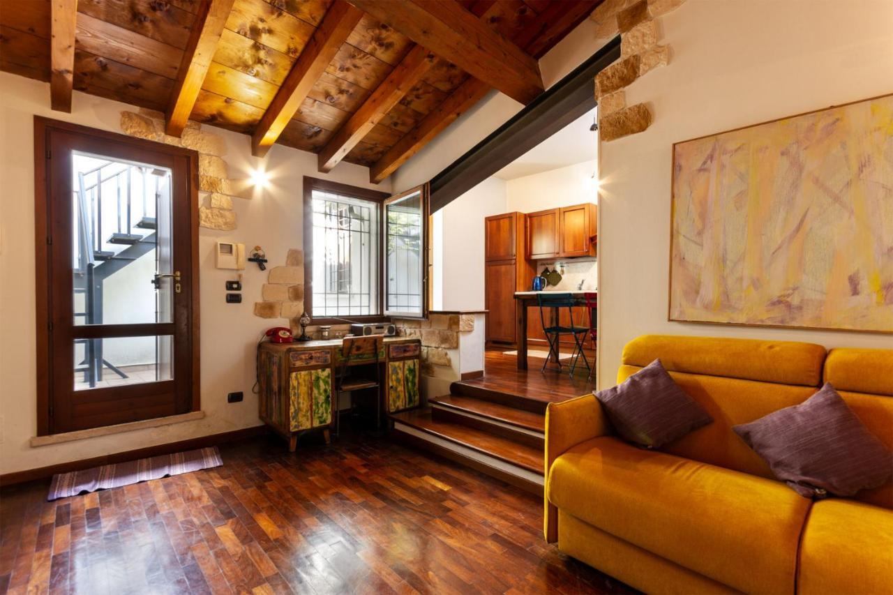 La Terrazza Apartment - Smart Holiday Мантуя Экстерьер фото