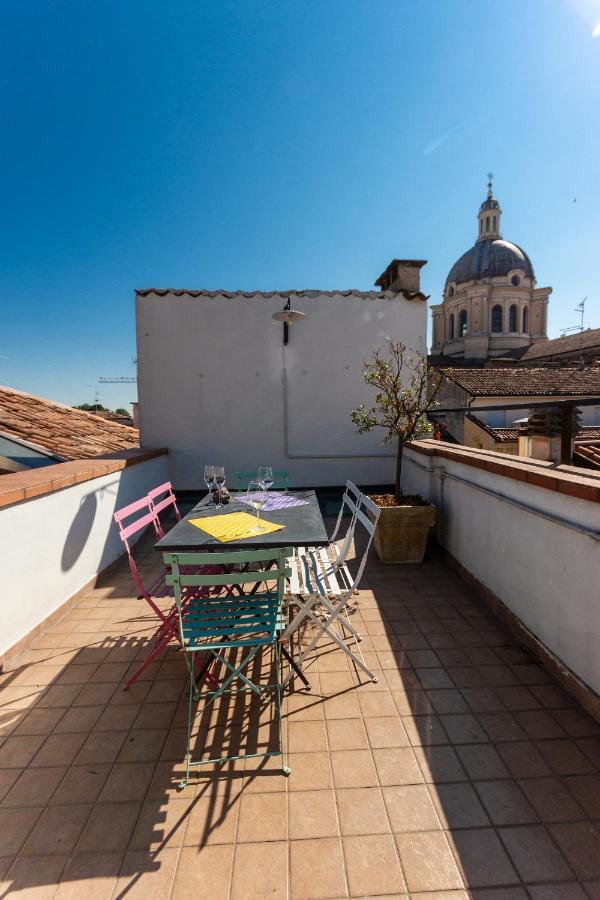 La Terrazza Apartment - Smart Holiday Мантуя Экстерьер фото